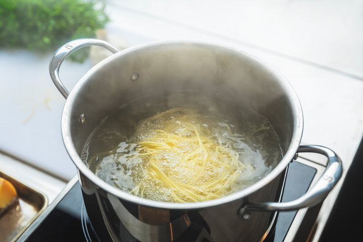 What is a stockpot?
